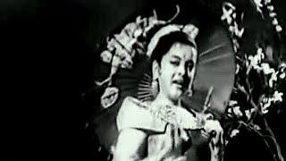 Poster gore gore o banke chore lyrics – lata mangeshkar