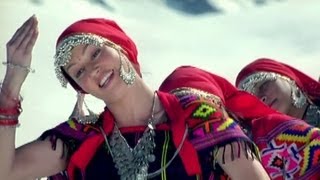 Poster चल हलके हलके chal halke halke lyrics in hindi – sunidhi chauhan – a flat